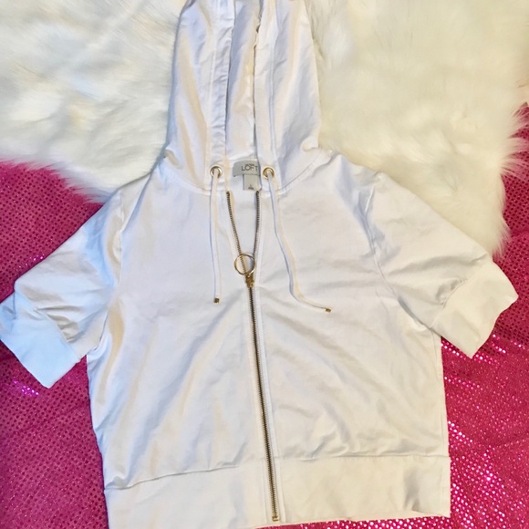 Ann Taylor Tops - 🎉FINAL MARKDOWN !🎉Ann Taylor LOFT cropped hoodie